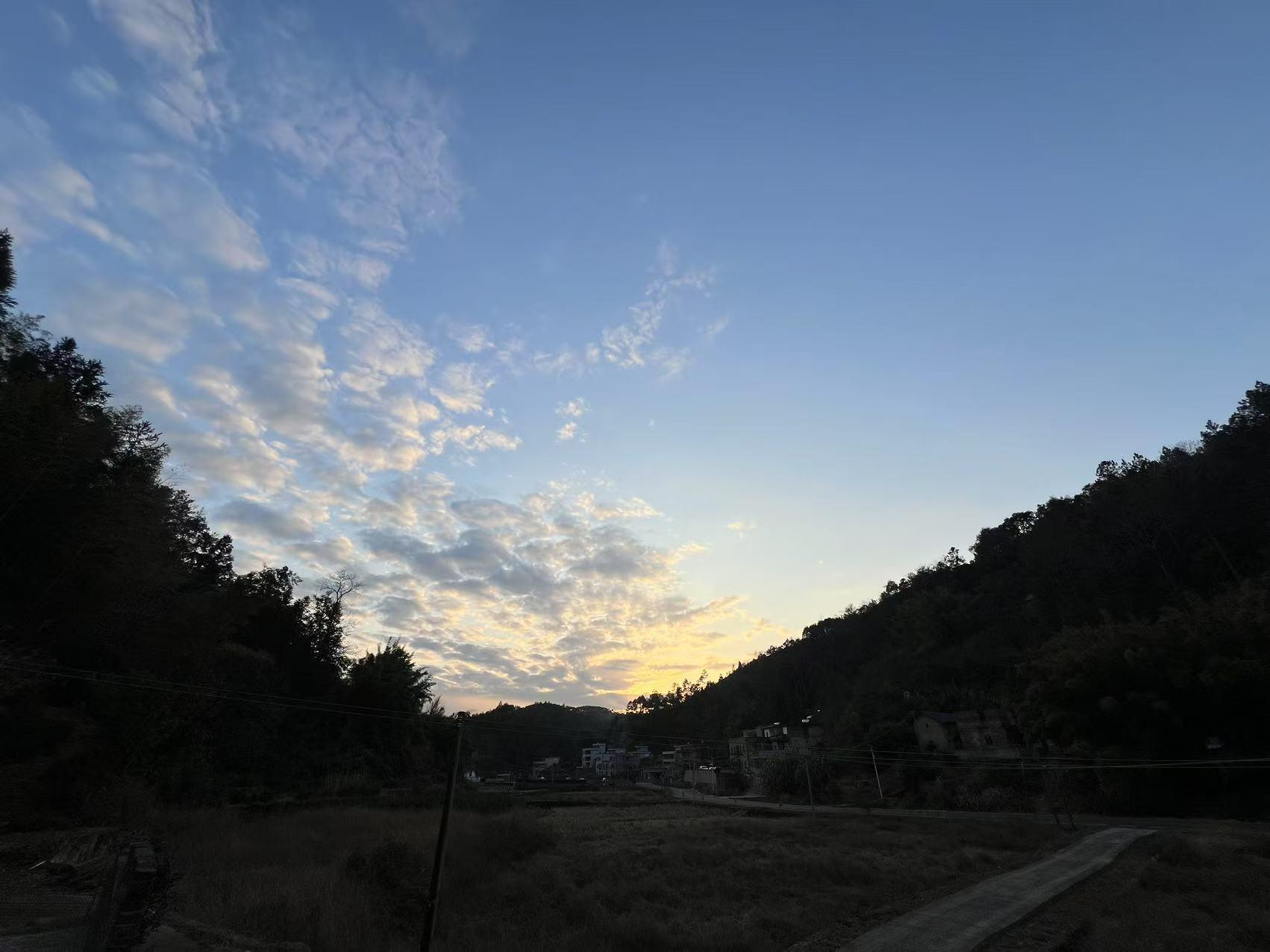 学会让自己静下来是一门必修课，也是决定你成功的重要环节。封面